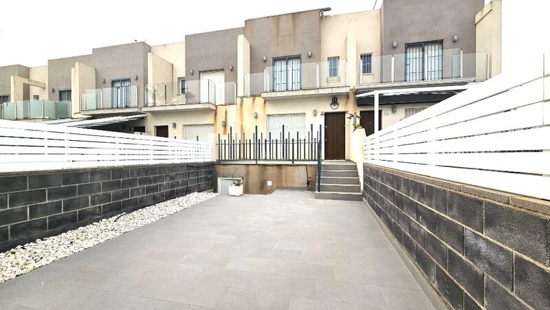 2 soverom Rekkehus til salgs 2 soverom Rekkehus til salgs