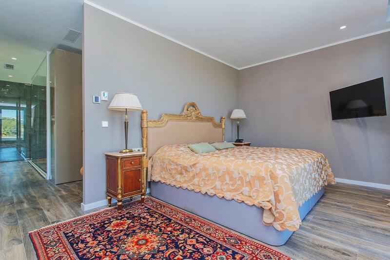 6 bedroom Villa for sale 6 bedroom Villa for sale