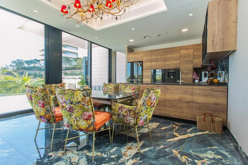 6 bedroom Villa for sale 6 bedroom Villa for sale