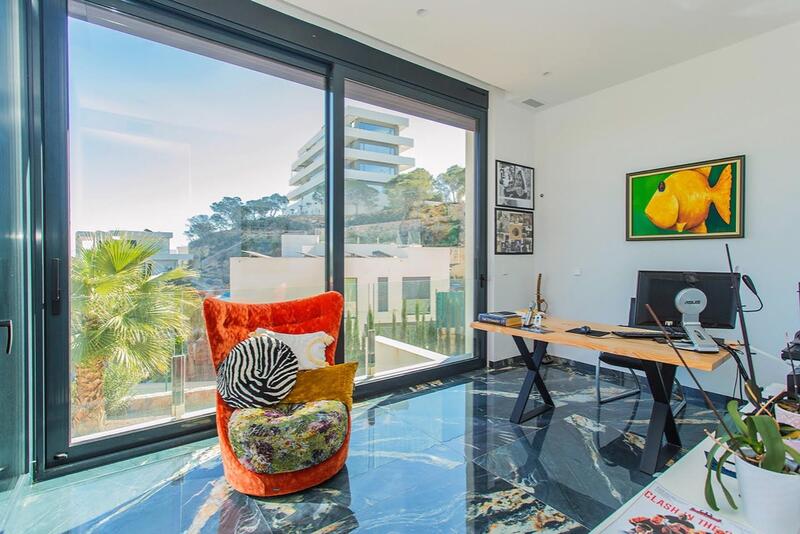 6 bedroom Villa for sale 6 bedroom Villa for sale