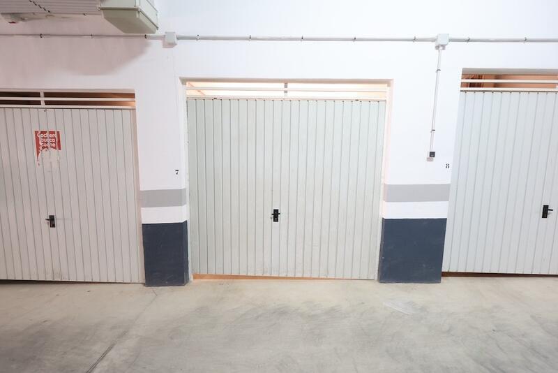 2 slaapkamer Appartement Te koop 2 slaapkamer Appartement Te koop