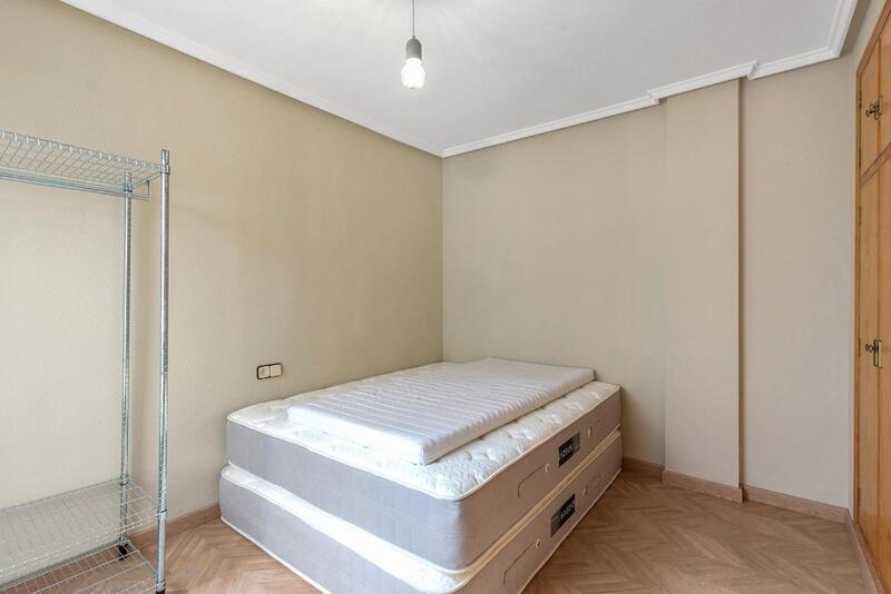 3 soverom Leilighet til salgs 3 soverom Leilighet til salgs