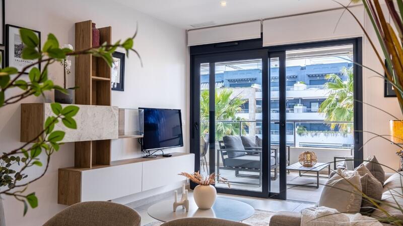 2 bedroom Apartment for sale