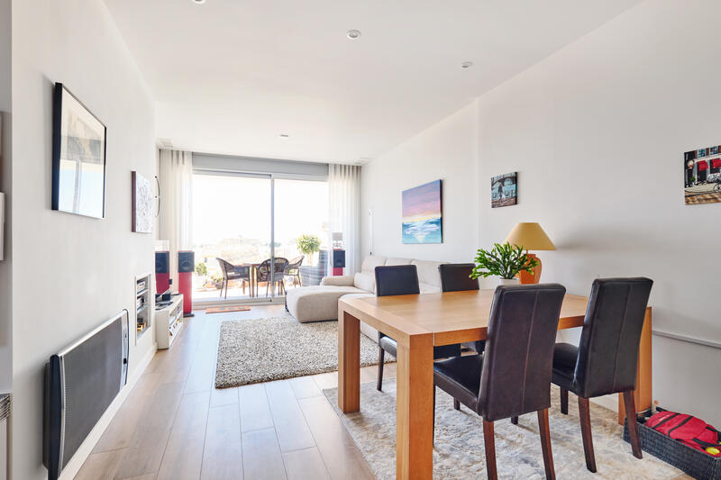 2 slaapkamer Appartement Te koop 2 slaapkamer Appartement Te koop