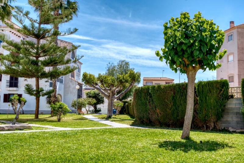 1 bedroom Townhouse for sale 1 bedroom Townhouse for sale