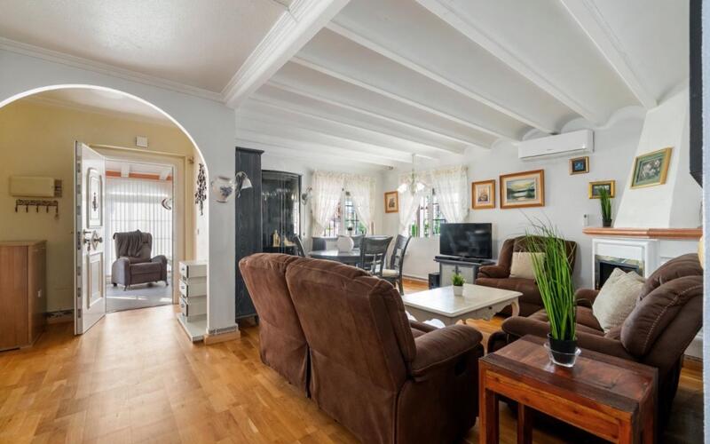 3 bedroom Villa for sale 3 bedroom Villa for sale