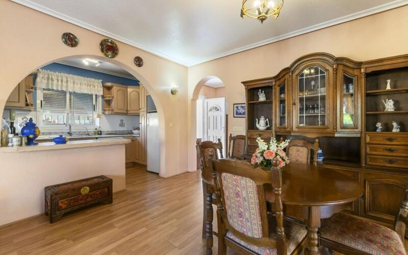 3 Schlafzimmer Villa zu verkaufen 3 Schlafzimmer Villa zu verkaufen