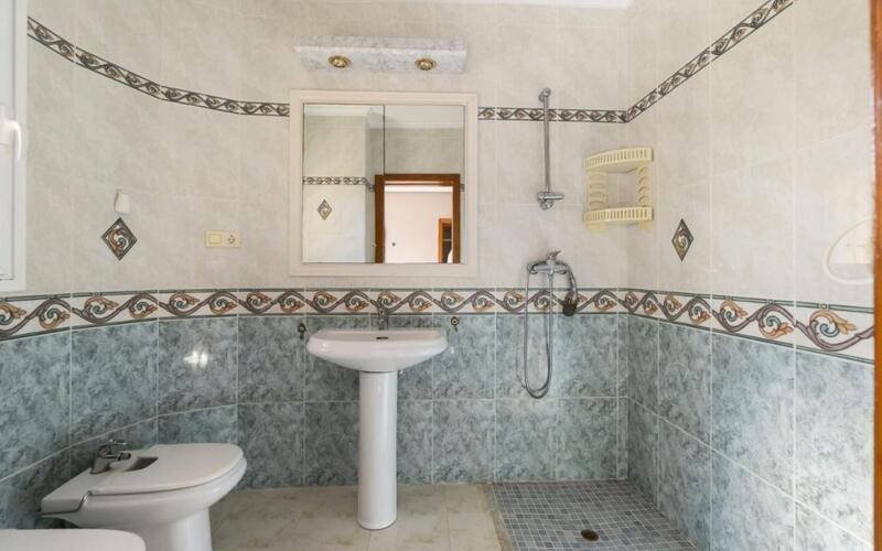 3 Schlafzimmer Villa zu verkaufen 3 Schlafzimmer Villa zu verkaufen