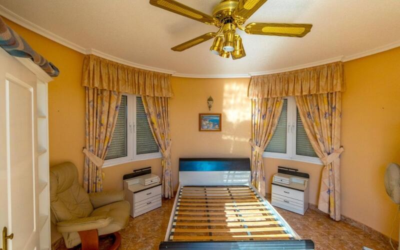 3 Schlafzimmer Villa zu verkaufen 3 Schlafzimmer Villa zu verkaufen