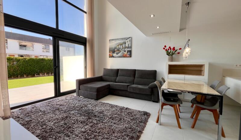 3 спальная комната вилла продается 3 спальная комната вилла продается