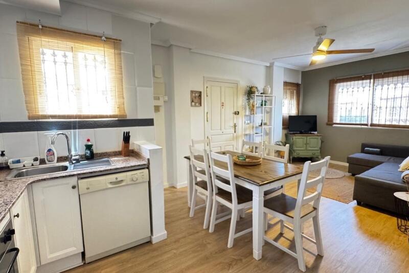 3 Schlafzimmer Stadthaus zu verkaufen 3 Schlafzimmer Stadthaus zu verkaufen