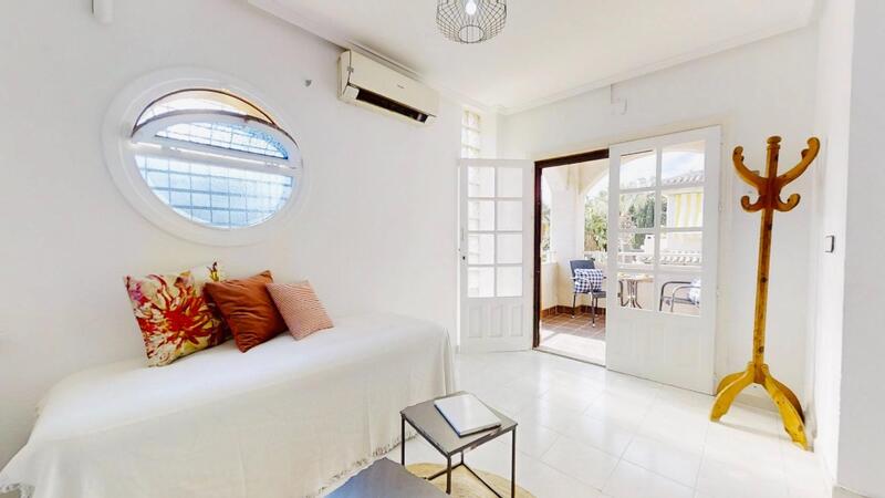 2 slaapkamer Appartement Te koop 2 slaapkamer Appartement Te koop