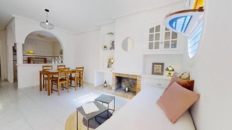 2 slaapkamer Appartement Te koop 2 slaapkamer Appartement Te koop