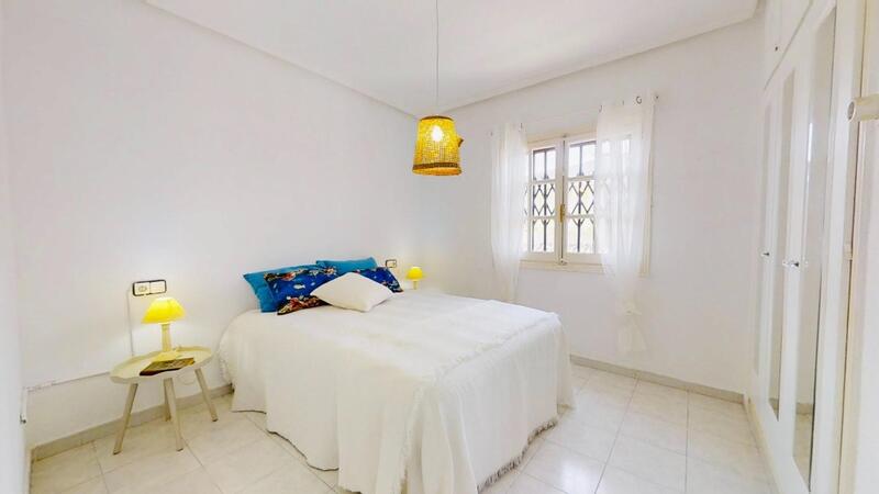 2 slaapkamer Appartement Te koop 2 slaapkamer Appartement Te koop