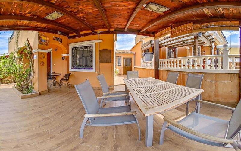 3 bedroom Townhouse for sale