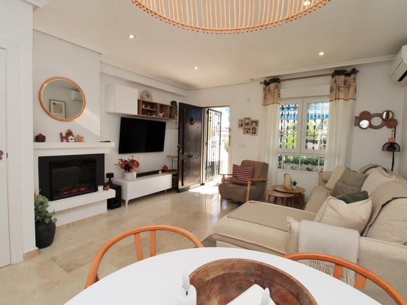 2 bedroom Townhouse for sale 2 bedroom Townhouse for sale