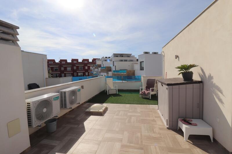 3 slaapkamer Villa Te koop 3 slaapkamer Villa Te koop