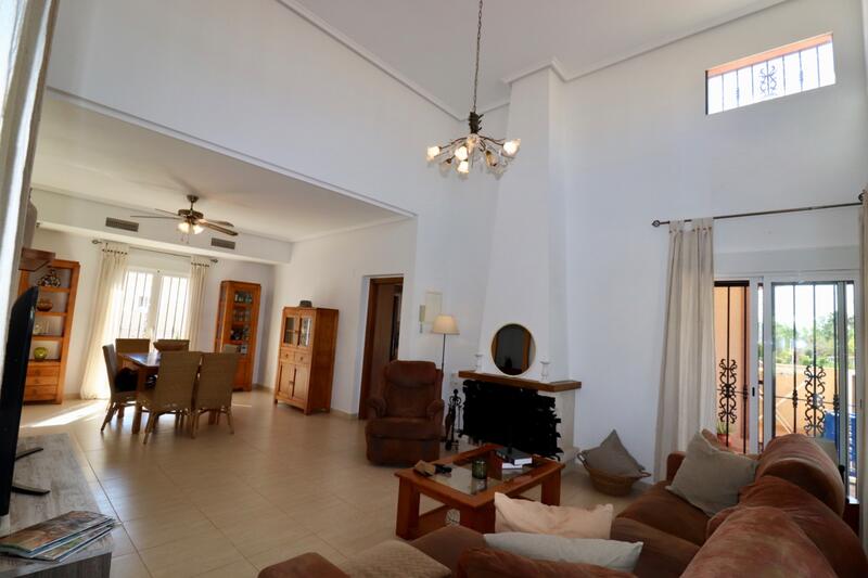 4 bedroom Country House for sale