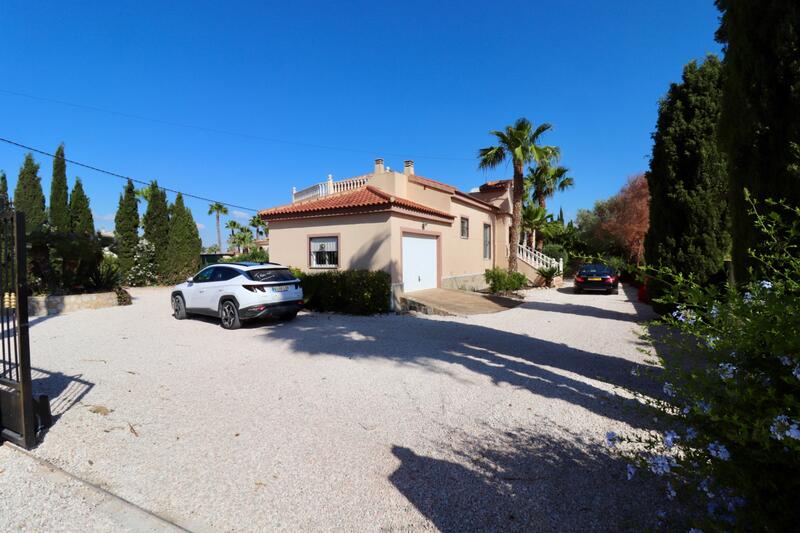 4 bedroom Country House for sale