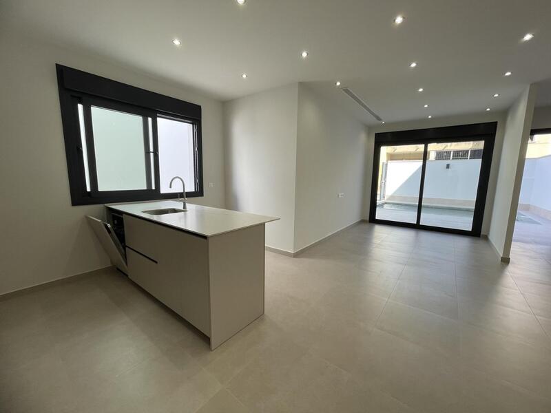 3 slaapkamer Villa Te koop 3 slaapkamer Villa Te koop