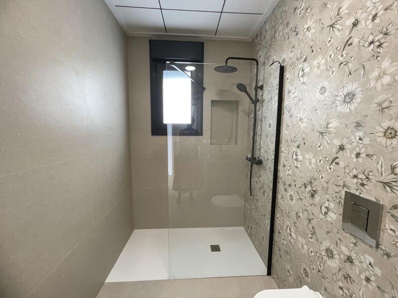 3 slaapkamer Villa Te koop 3 slaapkamer Villa Te koop