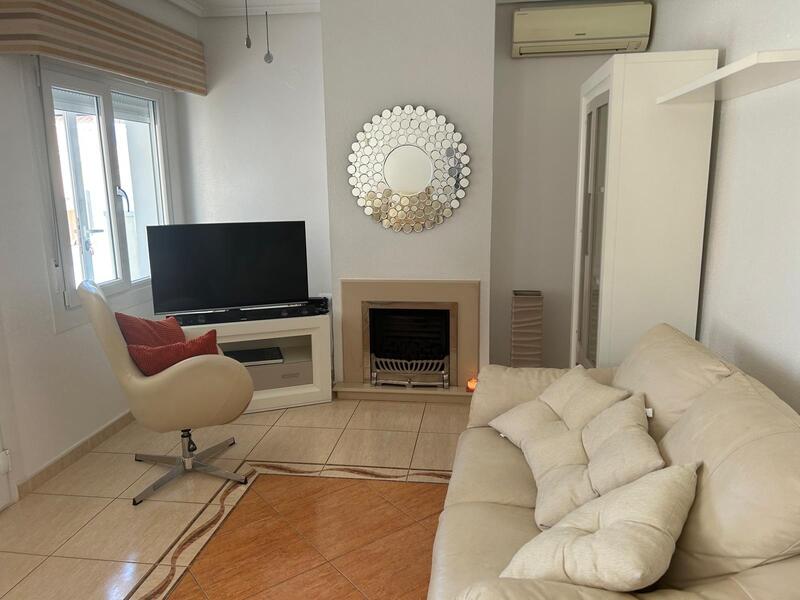 2 slaapkamer Villa Te koop 2 slaapkamer Villa Te koop