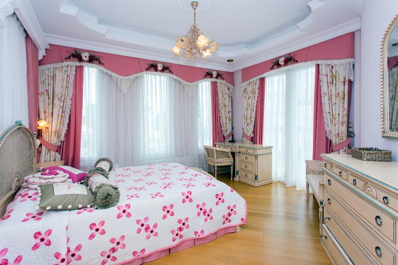 6 bedroom Villa for sale