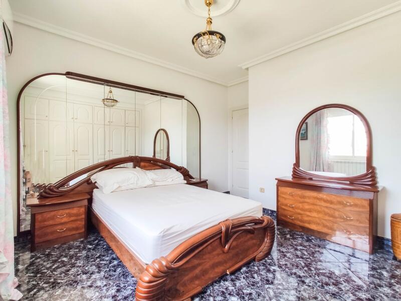 5 bedroom Villa for sale 5 bedroom Villa for sale