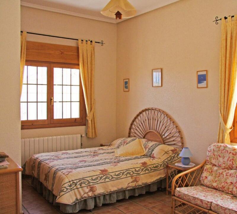 6 bedroom Country House for sale