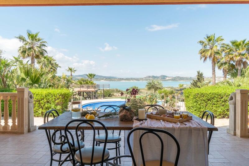 Villa for sale in Foya Blanca, Alicante