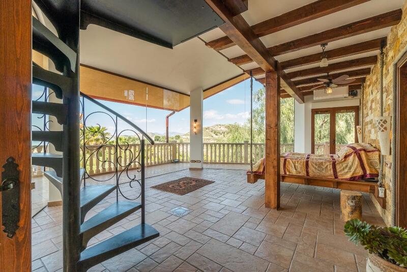 5 bedroom Villa for sale