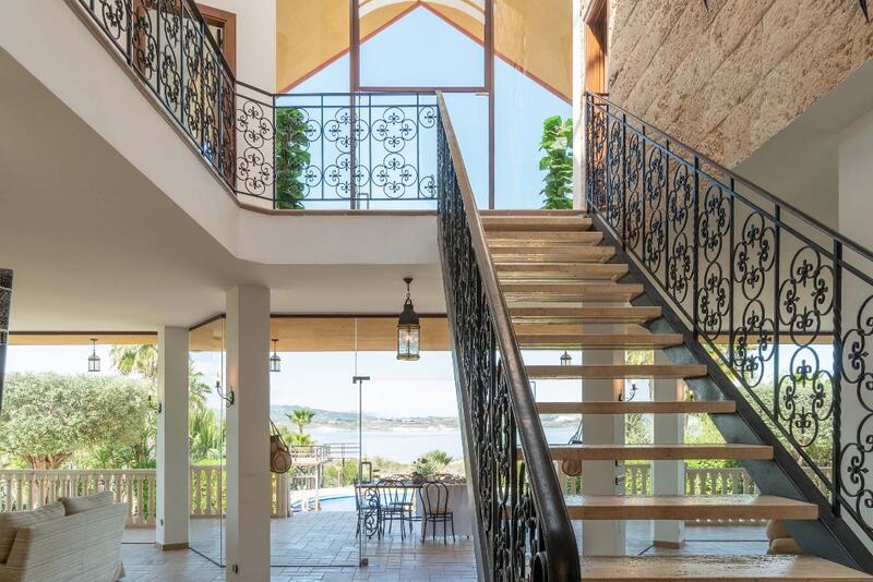 5 bedroom Villa for sale