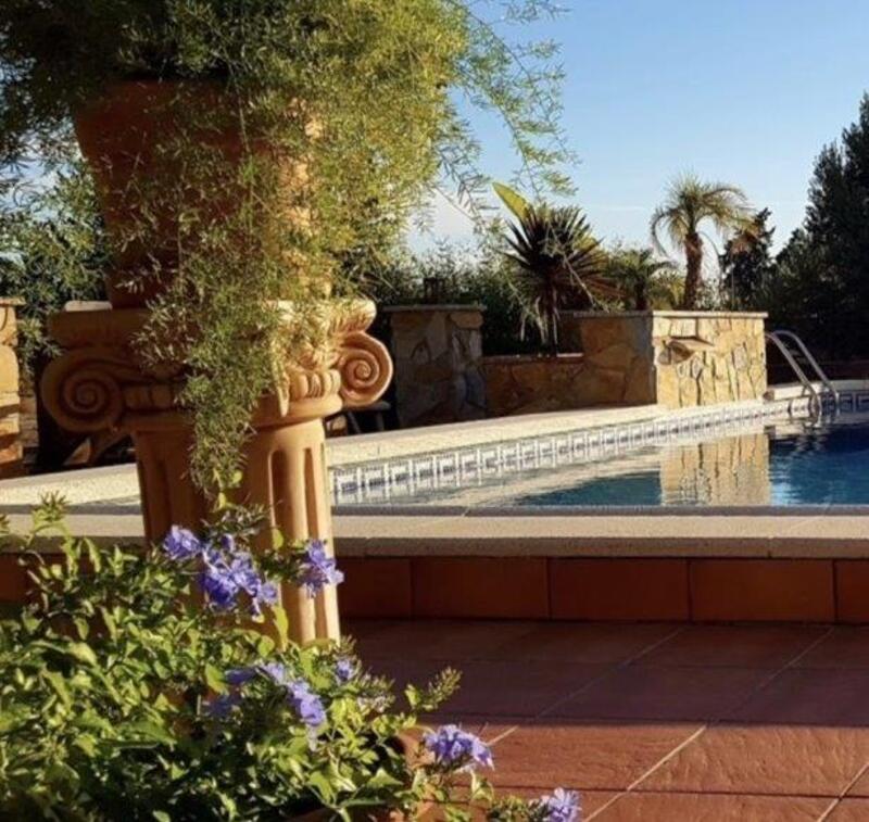 2 bedroom Country House for sale 2 bedroom Country House for sale