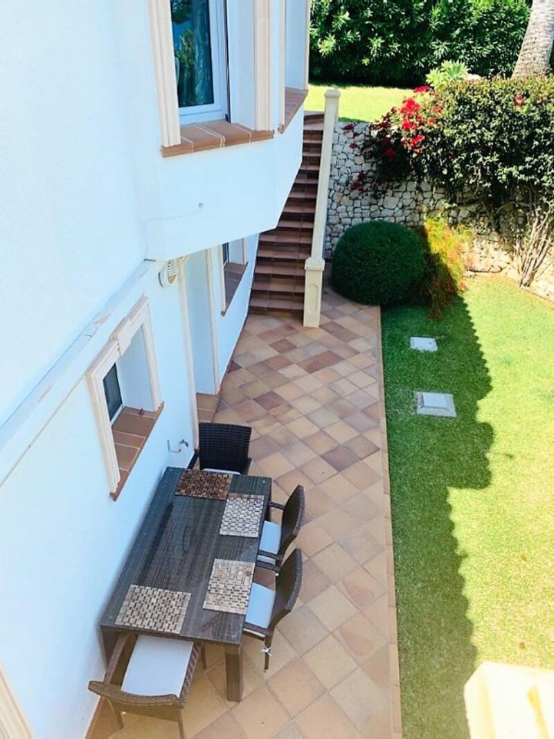 5 bedroom Villa for sale