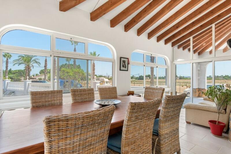 4 bedroom Country House for sale