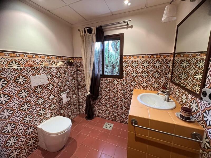 6 soveværelse Villa til salg 6 soveværelse Villa til salg