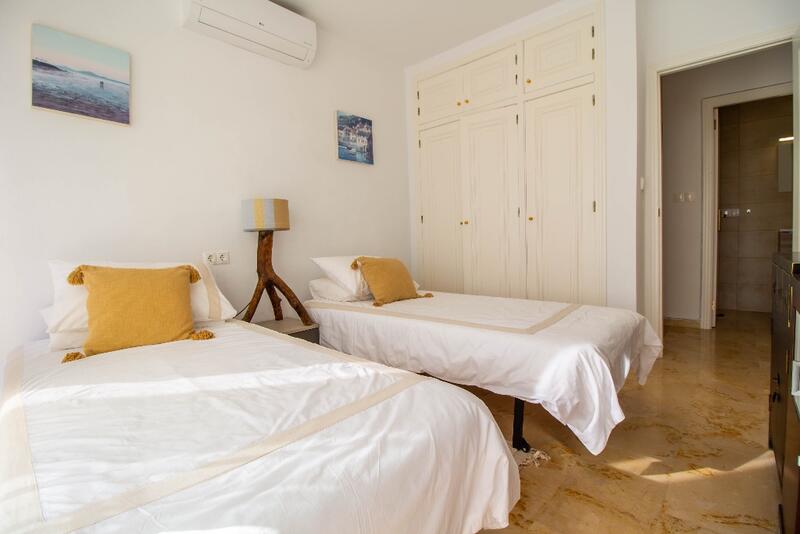 4 спальная комната вилла продается 4 спальная комната вилла продается