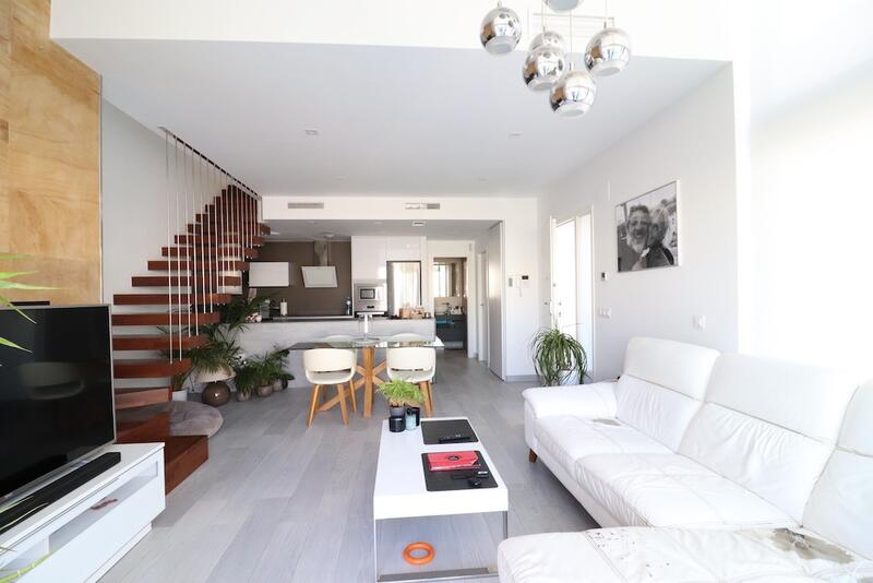 3 slaapkamer Villa Te koop 3 slaapkamer Villa Te koop