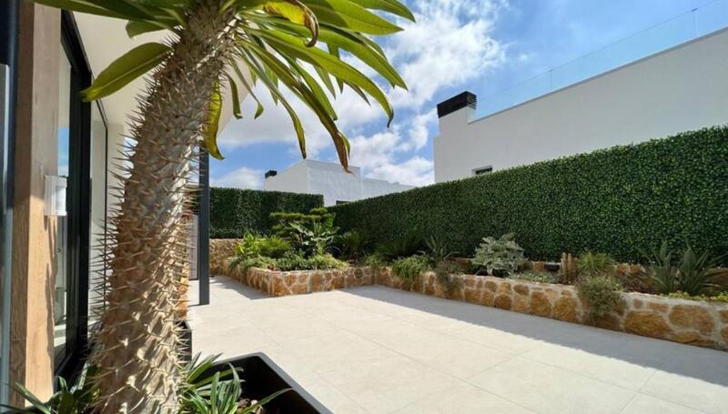 3 bedroom Villa for sale 3 bedroom Villa for sale