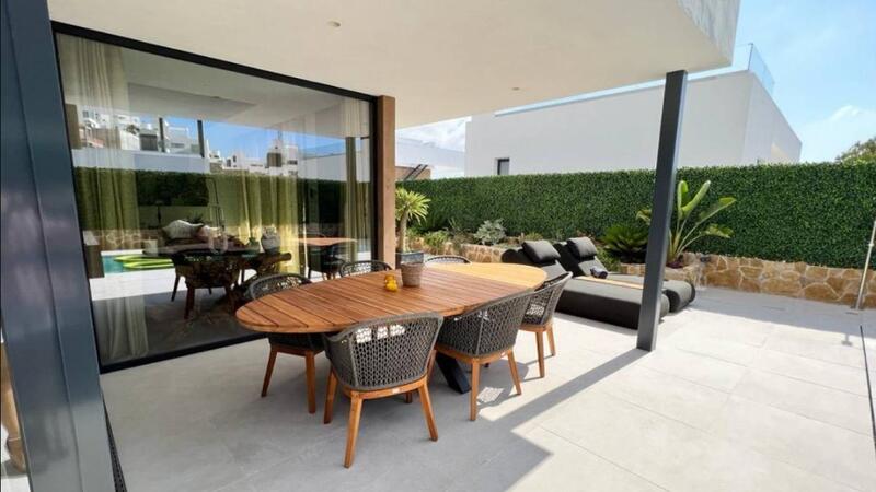 3 bedroom Villa for sale 3 bedroom Villa for sale