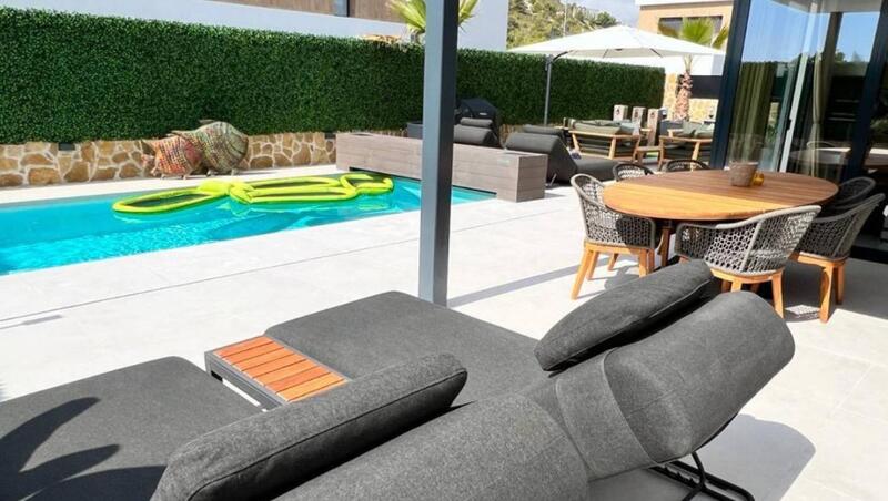 3 bedroom Villa for sale 3 bedroom Villa for sale