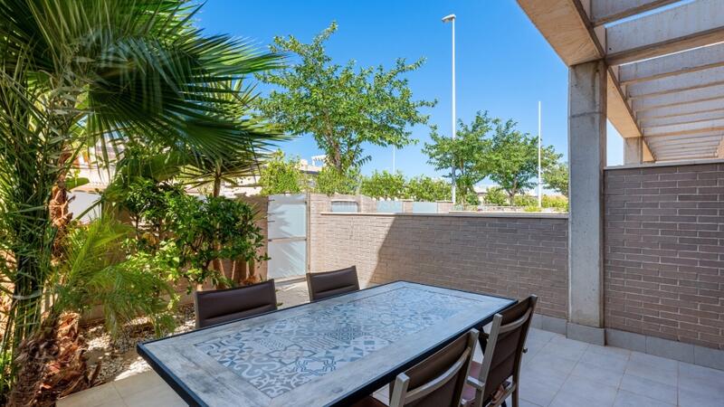 3 bedroom Townhouse for sale 3 bedroom Townhouse for sale