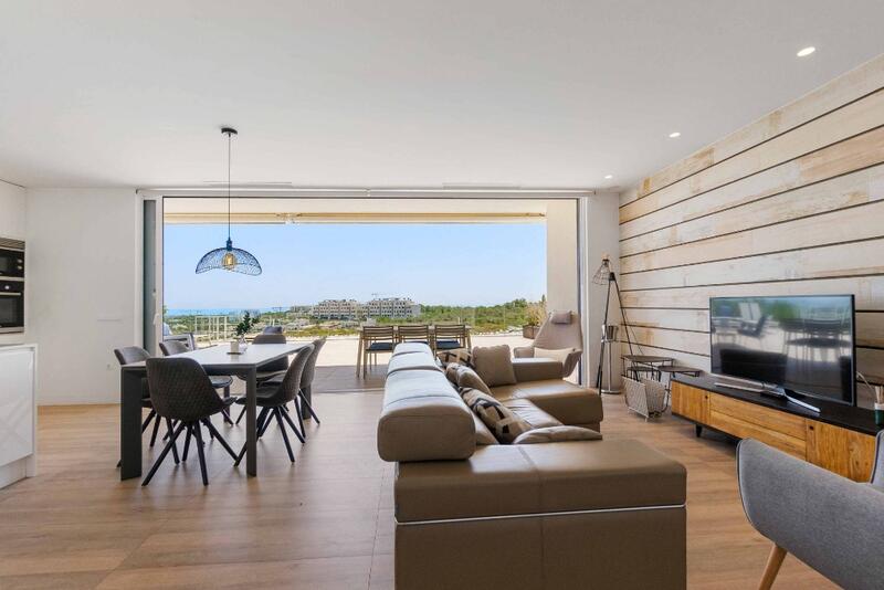 квартира продается в Las Colinas Golf, Alicante