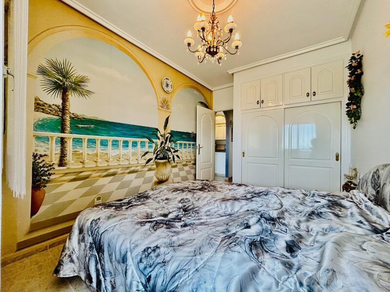 2 slaapkamer Appartement Te koop 2 slaapkamer Appartement Te koop