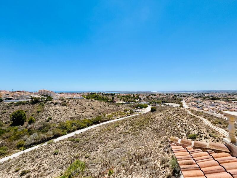 2 slaapkamer Appartement Te koop 2 slaapkamer Appartement Te koop