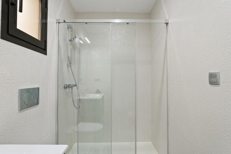 2 slaapkamer Appartement Te koop 2 slaapkamer Appartement Te koop