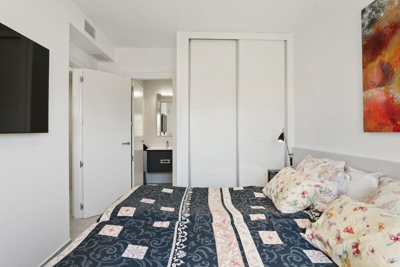 2 slaapkamer Appartement Te koop 2 slaapkamer Appartement Te koop