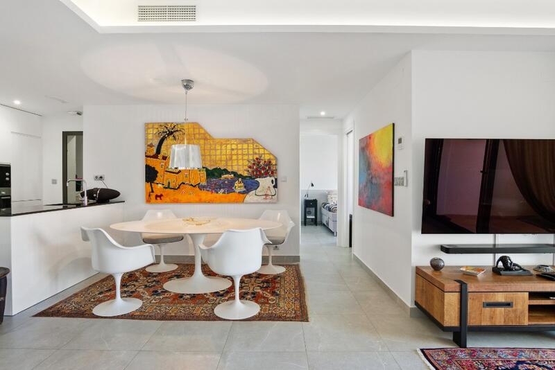 2 slaapkamer Appartement Te koop 2 slaapkamer Appartement Te koop