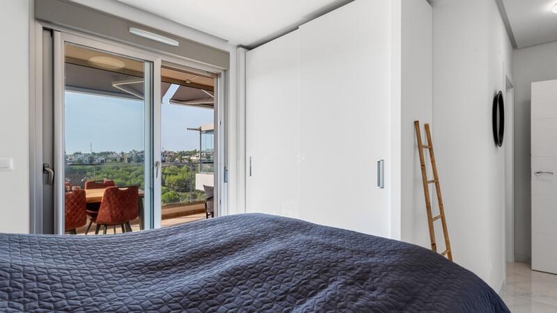 3 bedroom Apartment for sale