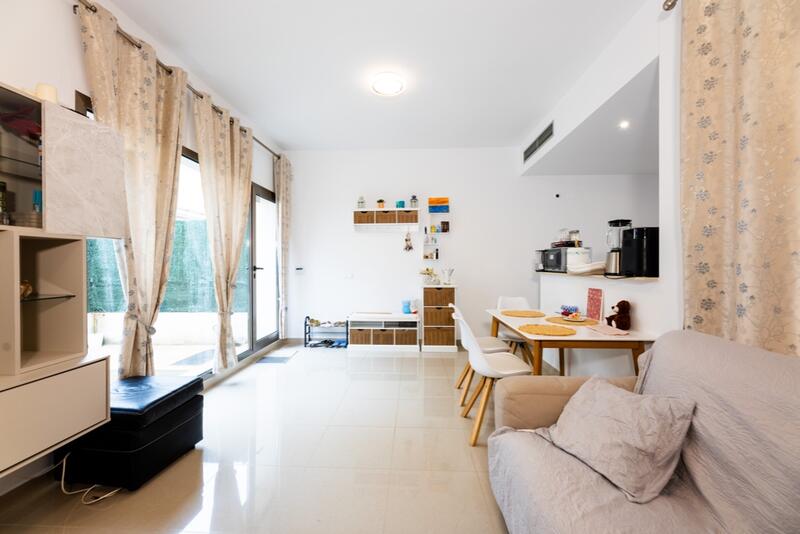 3 bedroom Townhouse for sale